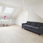 Luxurious And Modern 3B3B Apartment In Hammersmith